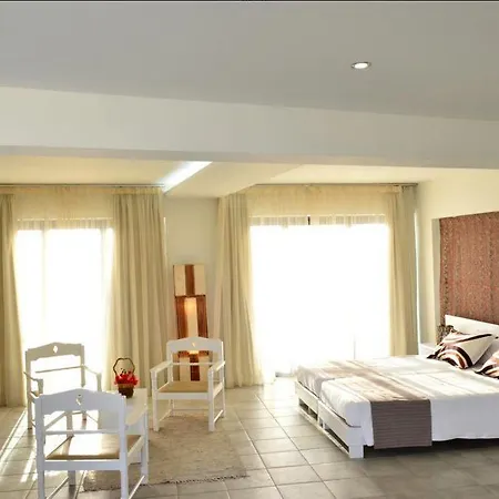 Marnin Rhodes Apart Otel 3*